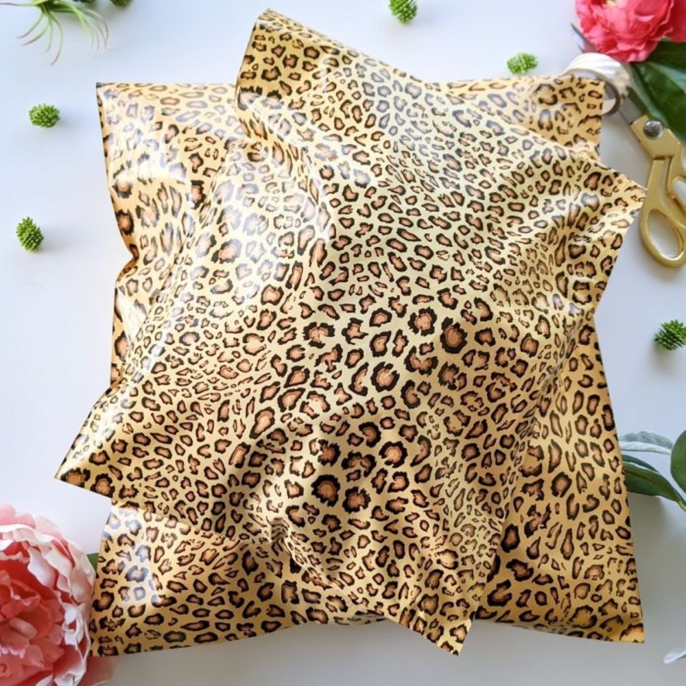 Leopard Poly Mailers 6x9 Pack of 50 - Picture 4 of 7